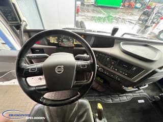 Volvo 750 - Image 10