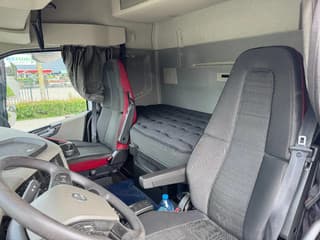 Volvo 460 6X2 PALFINGER 2300 + REMOTE CONTROL - Image 12