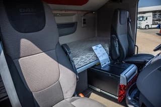 DAF XF 460-6X2-315 000 KM+ ADR - Image 9