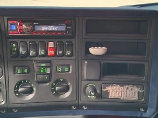 Scania T580 V8 Topline 6x2 - Original Scania Hauber / Torpedo - Manual gearbox - Show truck - Retarder - Image 19