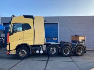 Volvo 16.750 8x4/4 - Image 2