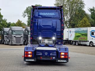 Scania 770S V8 NGS Highline 6x2 - Show truck - Special paint - Custom interior - Retarder - Full air - Night clima - Image 6