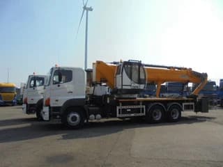 Hino 700 6X4 2IN STOCK - Image 4
