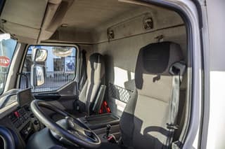DAF LF 220(16t)+DHOLLANDIA - Image 8