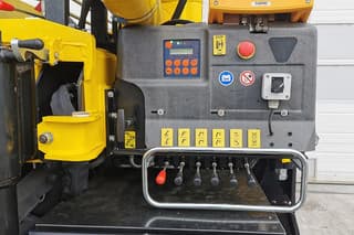 MAN 41.400 BB-WW Crane Truck - Image 16