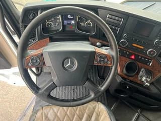 Mercedes-Benz 4163 SLT 8x4 - Image 9