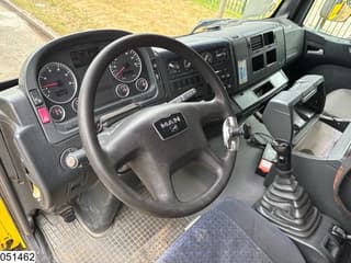 MAN 35 400 8x2, Handgeschakeld, Fassi, Remote, Combi - Image 14