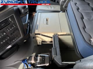 Volvo 500 TURBO COMPOUND 2021, 6X2, IPARCOOL, FULL AIR, DYNAMIC STEERING, LEATHER SEATS, LIKE NEW! - Image 13