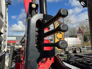 MAN 35.440 8X2 - EURO 4 + HMF 2620K-RC 2018! + REMOTE + HYDRAUTO CABLE LIFT + LIFTING AXLE - Image 13