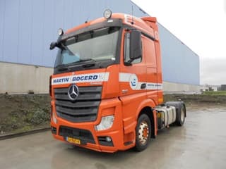 Mercedes-Benz No Title - Thumbnail 1
