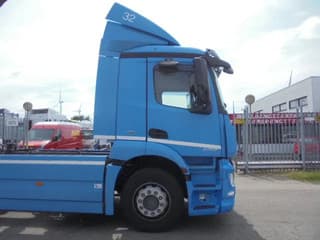 Mercedes-Benz 2733 - Image 22