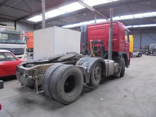 Volvo 380 ENGINE NOT OK ONLY PARTS NL TRUCK - Image 5