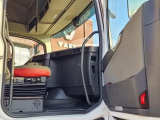 Volvo 13.500 Globetrotter 4x2 - I parkcool - Full air - Low KM 347Tkm - Fridge - Image 19