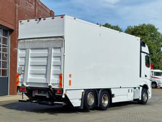 Mercedes-Benz 2545 6x2*4 - Box with sidedoors - Loadlift - Steering axle - Full air - Camera - Image 8