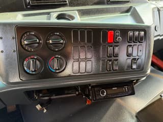 Mercedes-Benz 4148 V8 8x8 / Euro 3 / Single Tires / Atlas 390.1 A2 - Image 10