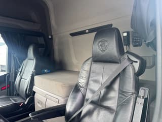 Scania R650 8X4,Full air,hub reduction,retarder,375000 km - Image 7