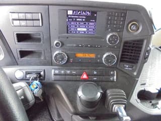 Mercedes-Benz 1842 15x IN STOCK - Image 7