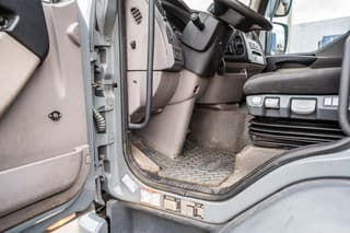 DAF LF 55.220(19 T-E6 )+DHOLLANDIA 2TON - Image 10