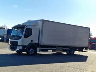 Volvo 4x2 Box truck, loading lift, 12T - Image 3