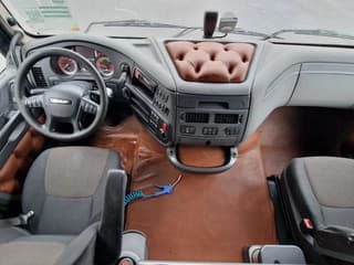 DAF XF 440 2015 - SuperSpaceCab 6x2*4 - Cuppers 1-2-3 deck Livestock + Cuppers 3 deck trailer 2009 afbeelding 15