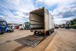Renault MIDLUM 270 DXI (14T.)+DHOLLANDIA - Image 7
