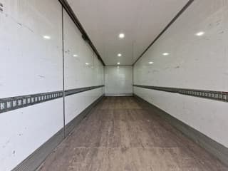 Renault D 2023 - 320 4x2 - Box with sidedoors - Zepro loadlift - Low KM - Full air afbeelding 27