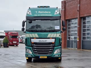 DAF XF 440 2015 - SuperSpaceCab 6x2*4 - Cuppers 1-2-3 deck Livestock + Cuppers 3 deck trailer 2009 afbeelding 3