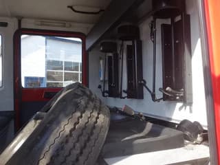 MAN 250 godiva pump with holmatro set - Image 13