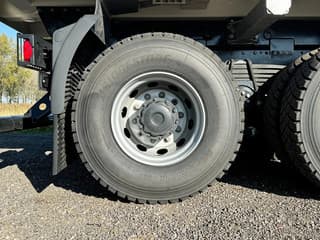 MAN 41.400 BB CH 8x4 Tipper Truck - Image 16