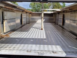 Volvo 380 6x2 - 2/3 stock Berdex Livestock - 54M3 - Weighbridge - I shift - Image 38