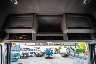 Volvo FM 460 GLOB - Image 14