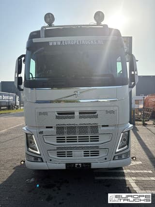 Volvo FH540 - Image 8
