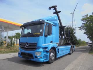 Mercedes-Benz Antos 2733