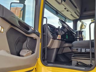 Scania 500S NGS Highline 4x2 - Only 38Tkm - Full spec - Retarder - Full air - Night clima - Image 9