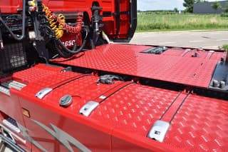 Scania R650 V8 NGS 4x2NB - LIKE NEW - RETARDER - FULL AIR - PARK. AIRCO - 4 POINT AIR SUSP. - 2 x FUEL TANKS - ALCOA'S - - Image 4