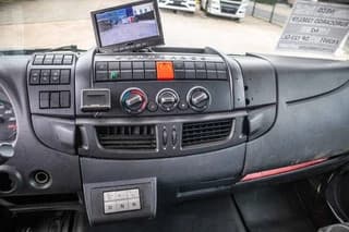 Iveco 120EL19 - Image 11