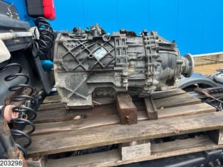 MAN 24 440 6x2, EURO 6, RHD, ADR, Engine defect - Image 9