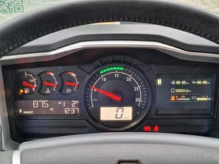 Renault D 2023 - 320 4x2 - Box with sidedoors - Zepro loadlift - Low KM - Full air afbeelding 18