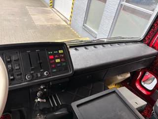 Scania 6X2  full restored  top condition - Image 9