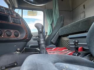 DAF XF SPACECAB (EURO 2 / ZF16 MANUAL GEARBOX / HYDRAULIC KIT / P.T.O. / SIDE SKIRTS / AIRCONDITIONING) - Image 8