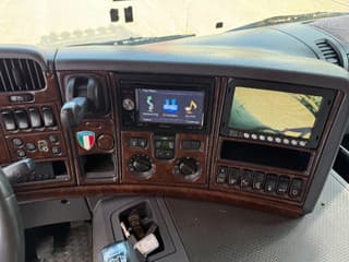Scania P420 4X2 EURO 5 + RETARDER - MANUAL GEARBOX - Image 11
