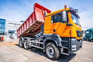 MAN 33.440 BB TIPPER / TRACTOR - Image 2