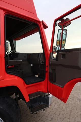Volvo FL7.260  42T - 1997 - Globetrotter rooftop - Image 25