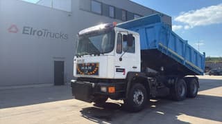 MAN 26.322 (MANUAL PUMP / POMPE MANUELLE / LAMES / GRAND PONT / BIG AXLE) EL24016