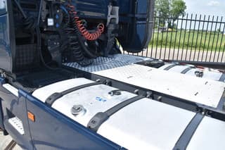 Scania S450 NGS 4x2NB - FULL AIR - 757 TKM - RETARDER - PARK. AIRCO - 2 x FUEL TANKS - TOP CONDITION - - Image 7