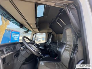Volvo FH540 - Image 9