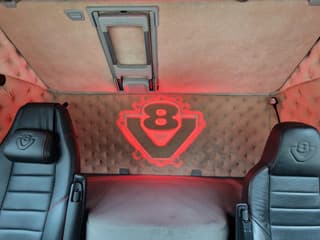 Scania 770S V8 NGS Highline 6x2 - Show truck - Special paint - Custom interior - Retarder - Full air - Night clima - Image 49