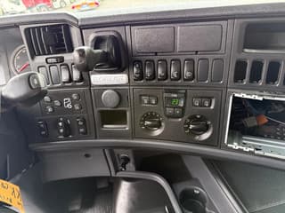 Scania R440 6x2/4 / Euro 6 / Adblue / Topline / Spoilers / Side skirt - Image 11