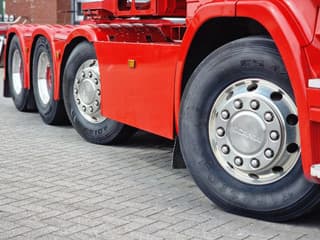 Scania R580 V8 Topline 8x4/4 - 164T GCW - Retarder - PTO/Hydraulics - Night clima - Leather - Image 27