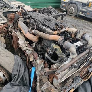 DAF CF-440-MOTOR-PIECES - Image 3